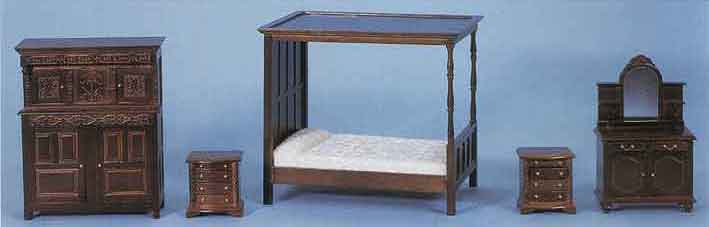 dolls house four poster bed